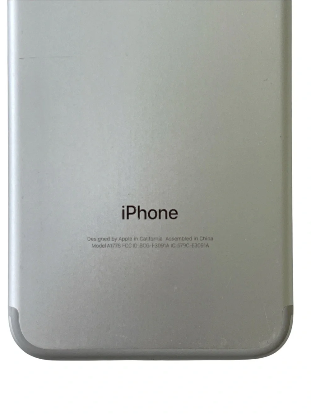 Apple iPhone 7 128GB in White Silver Smartphone - SIM LOCKED